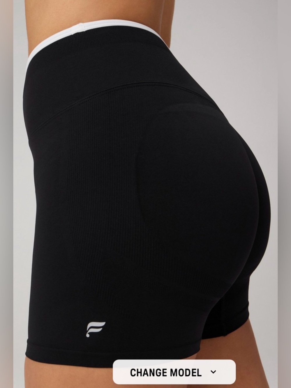 Fabletics Seamless Scrunch Shorts 4”